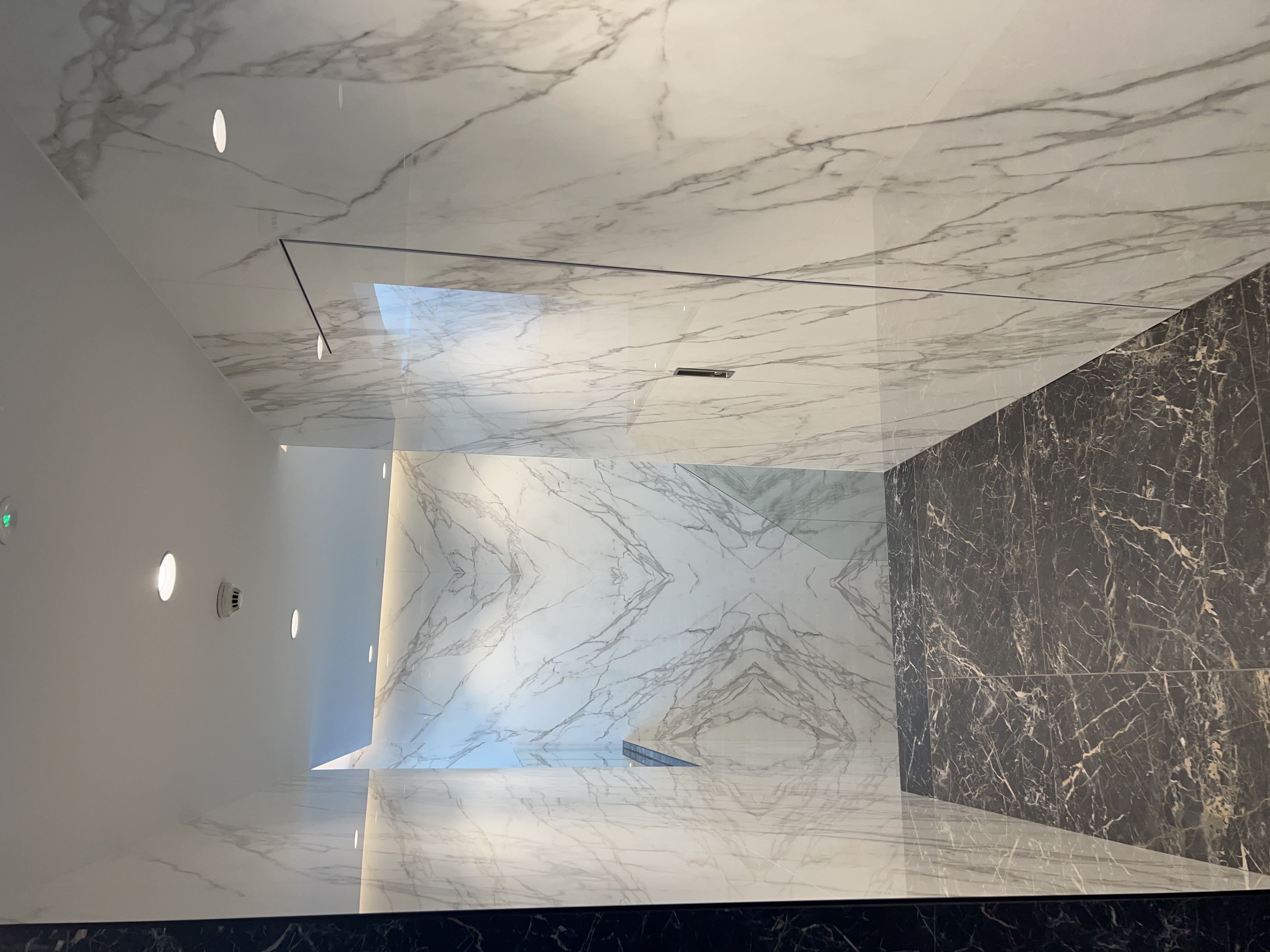 Colocación plaqueta Neolit gran formato